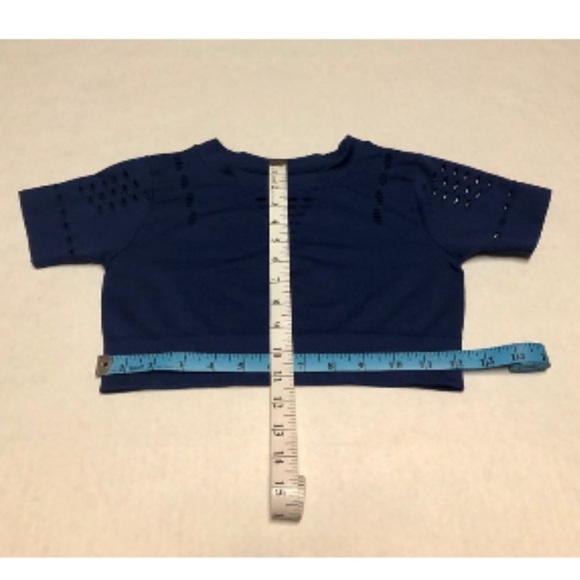 Ivy park cropped tee - Picture 3 of 4